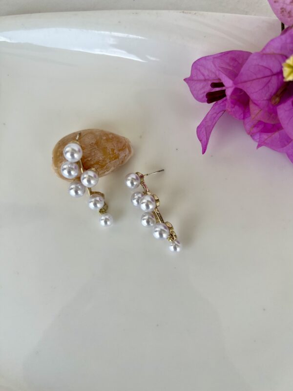 Lumina Pearl Earrings