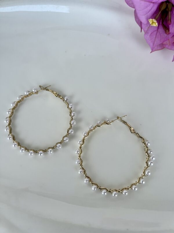 Pearl Halo Hoops