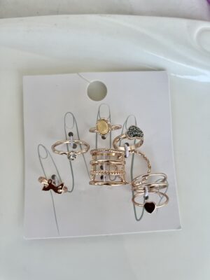 Sleek Classic Ring Set