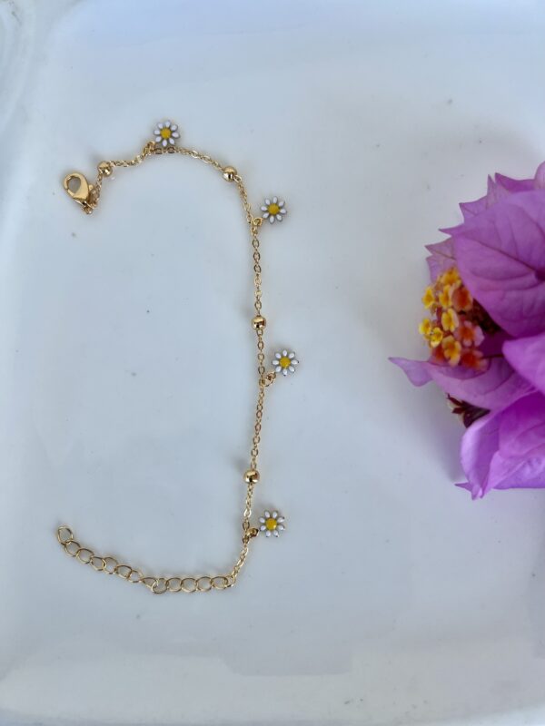 Golden Bloom Bracelet