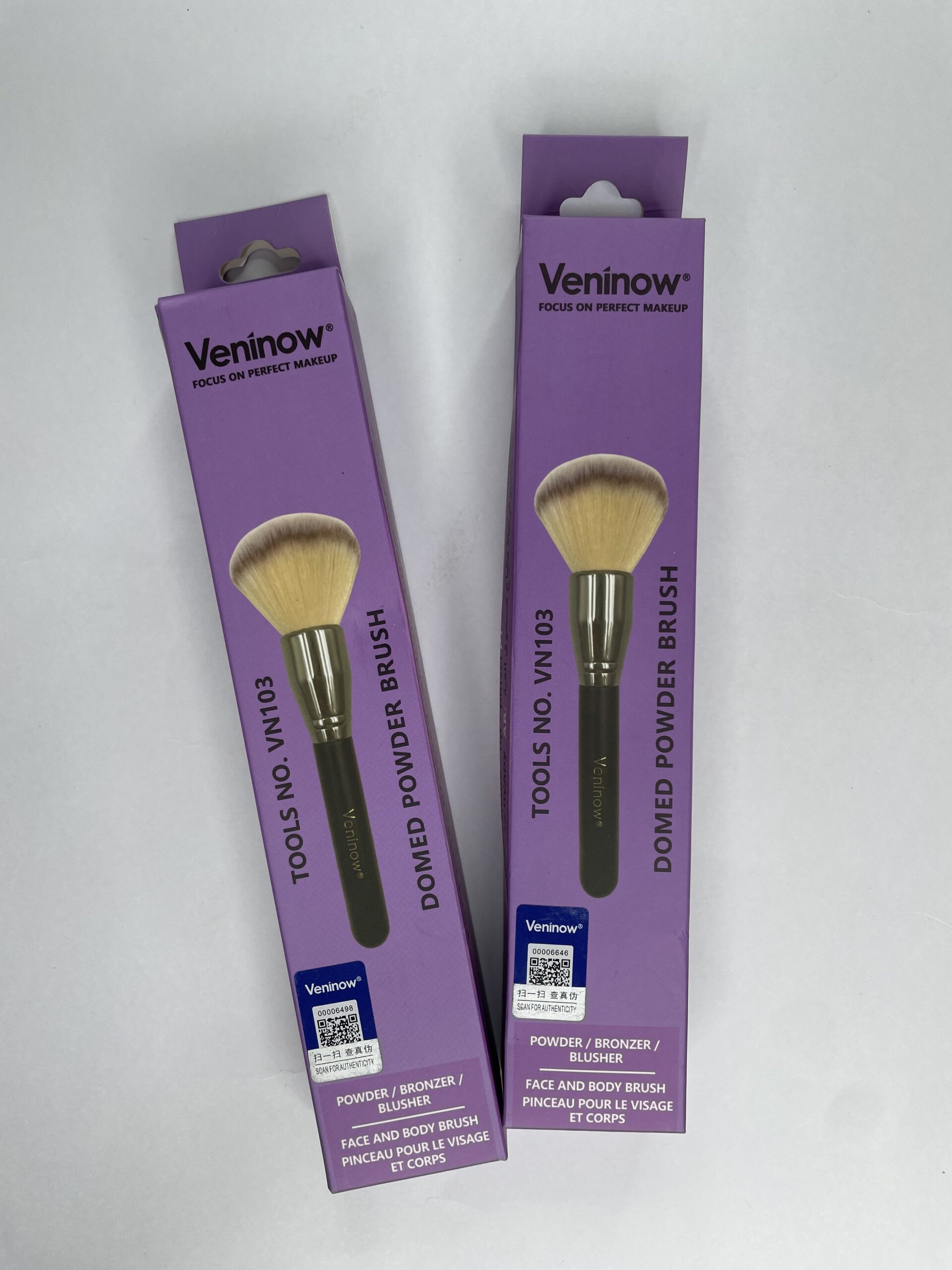 Powder brush